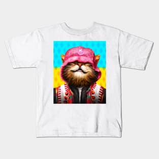 Happy smiling cat in pink hat Kids T-Shirt